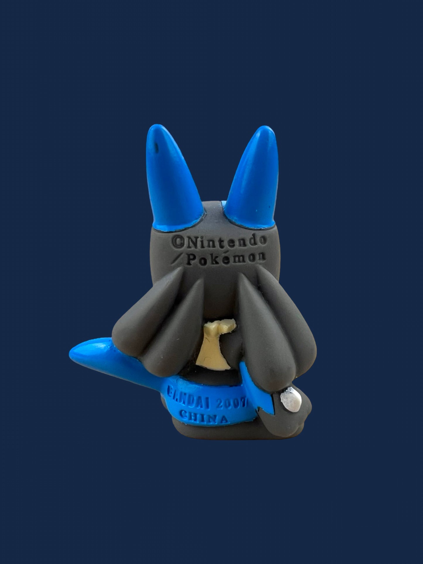 FIGURINE POKÉMON DOIGT LUCARIO